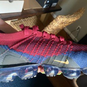 Size 10.5 - Nike Air VaporMax Flyknit 2 Olympic 2018